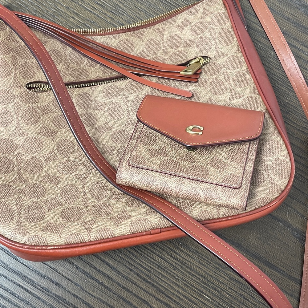 Coach purse with small wallet - Picture 14 of 15